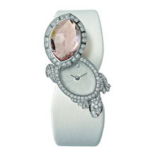 時尚婚嫁 珠寶、表情與化妝品的完美融合